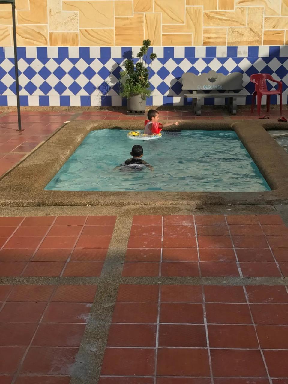 فيلافيسينسيو Hotel Y Balneario El Descanso المظهر الخارجي الصورة